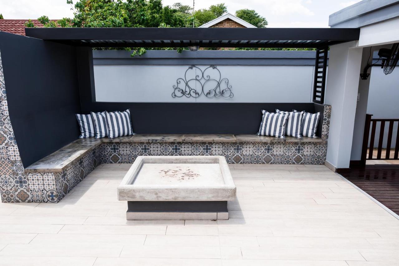 Villa Gracia Guesthouse Клерксдорп Екстериор снимка